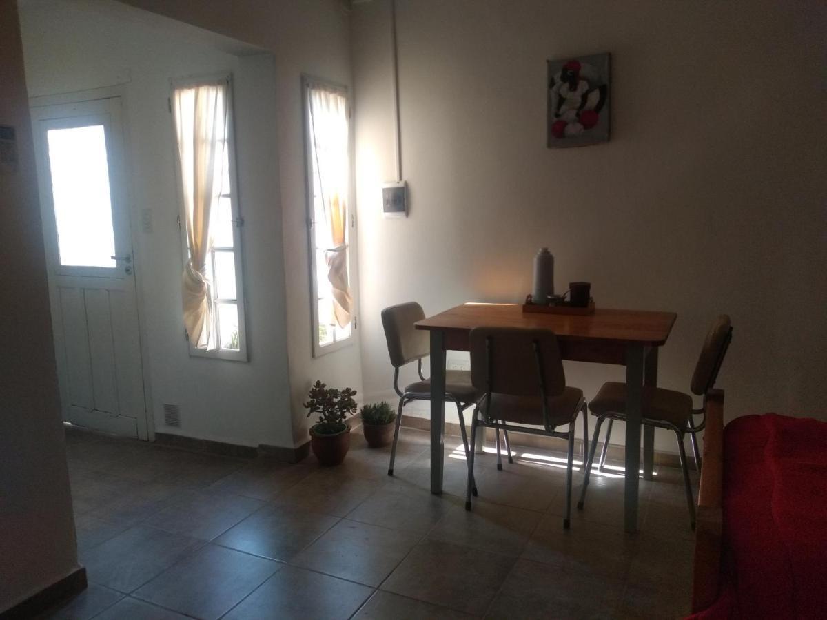 Appartement Departamento Amoblado à Villa María Extérieur photo